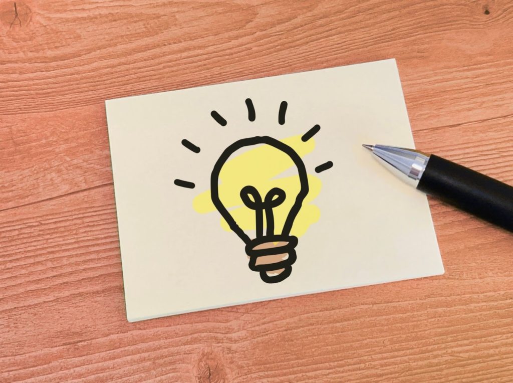 豆電球を描いた紙
