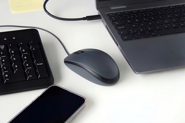 パソコン・マウス・スマホ